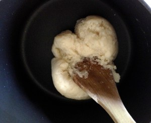 As you combine, the flour will come away cleanly from the saucepan